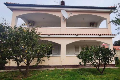 Lopar Apartamento | Apartments with parking space Lopar, Rab - 23968