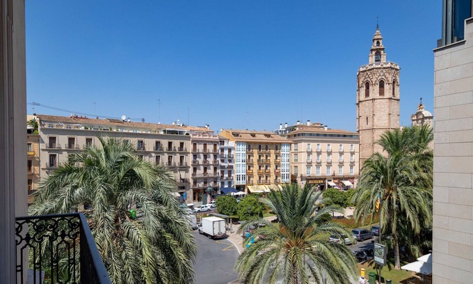 Ciutat Vella Apartamento | ApartUP Reina Deluxe. WiFi y Aire acondicionado