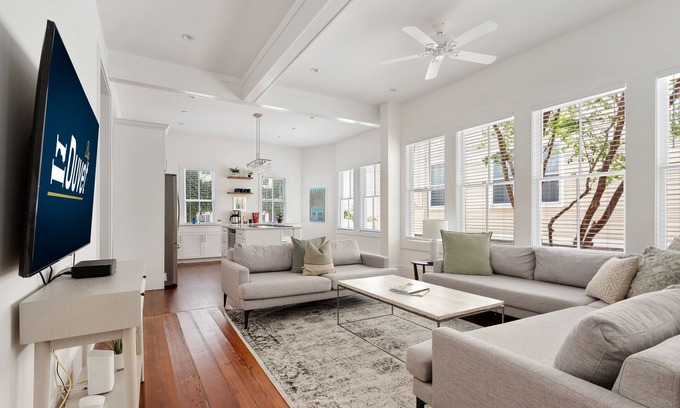 Downtown Charleston Apartamento | Apollo | Luxurious Escape in Downtown Charleston