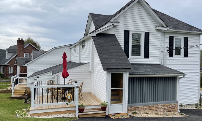 Galax Apartamento | Appalachian Lofts - Fiddlers Roost