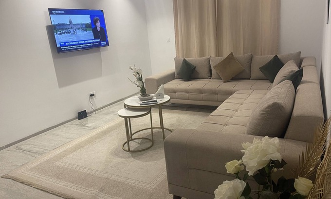Tunis Apartamento | Apparemment de Luxe Tunis a 10 mn de Airport et 5 mn de la Marsa et lac 2
