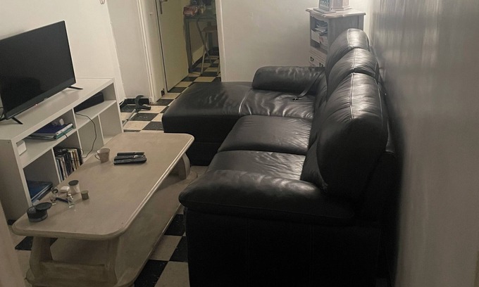 Villeneuve-les-Avignon Apartamento | apparently