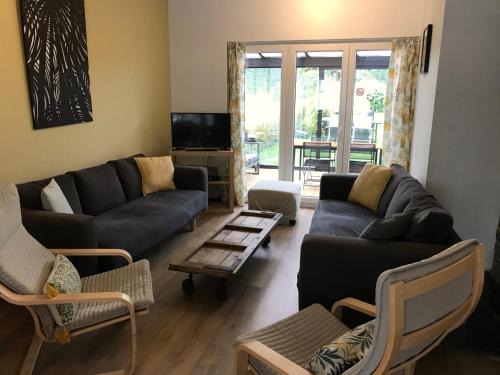 Namur Apartamento | Appart 8 pers 10' à pied du centre:Le Savoie Namur