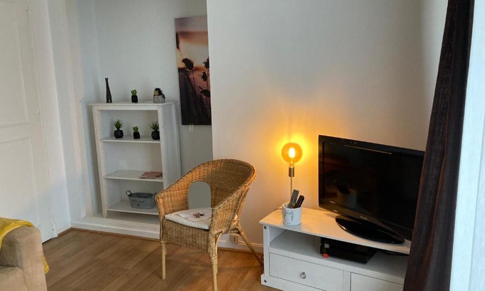 Pamiers Apartamento | Appart Aux deux Colombes avec Balcon et Garage