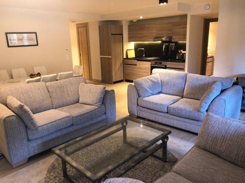 Arc-1600 Apartamento | Appart cosy 3 pièces, ski-in/out, piscine & spa, 8-10 pers. - FR-1-461A-26