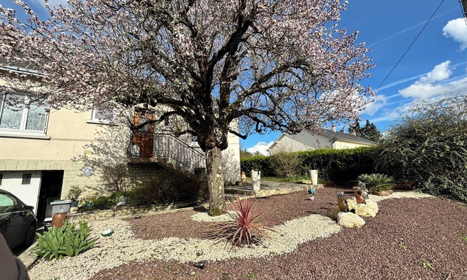Sainte-Maure-de-Touraine Apartamento | Appartement F1 au Cœur de la Touraine