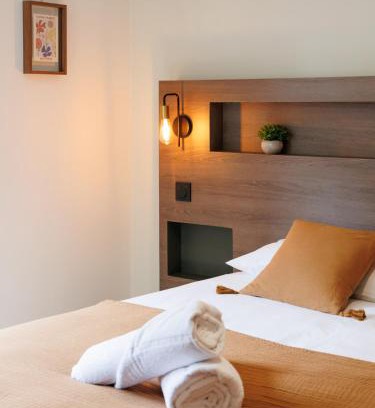 Saint-Junien Apartamento | Appart'hôtel Le Corot - Accès Autonome - Saint-Junien Centre