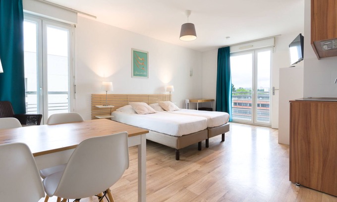 Le Hameau Casa | Appart'Hotel Victoria Garden Pau