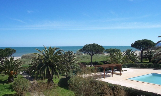 Saint-Cyprien Plage Apartamento | Appart Piscine, Sea view, near Collioure