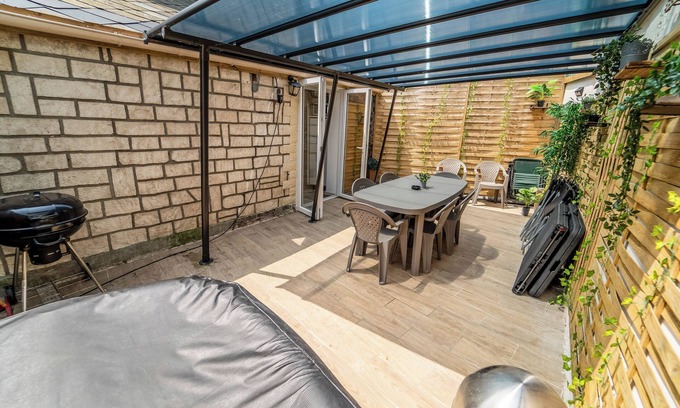 Equemauville Apartamento | Appart Spacieux Terrasse Parking