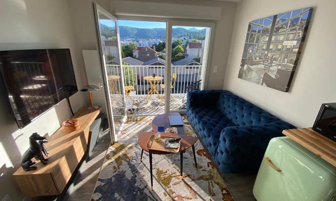 Montjuzet Apartamento | Appart T2 avec parking, loggia, vue Puy de Dôme