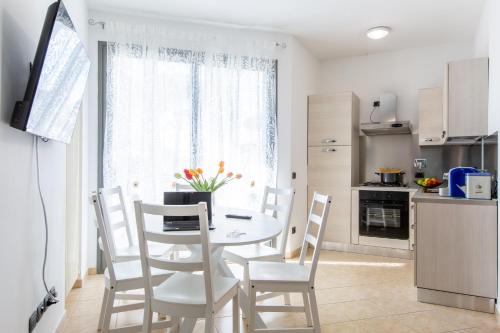 Fogliano Marina Apartamento | Appartamenti Desi Riccione
