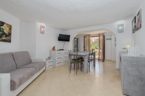 Baia Caddinas Casa | Appartamento Anna