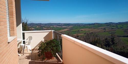 Mombaroccio Casa | Appartamento Che Vista! Affittacamere