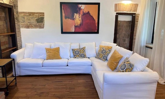 Fornovo di Taro Apartamento | appartamento con vista collina Fornovo di Taro