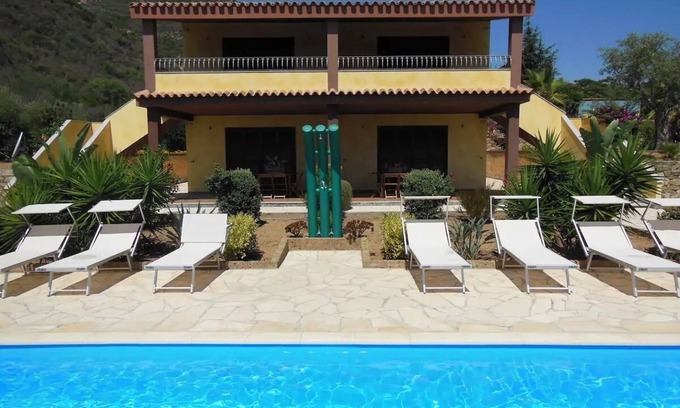 Tertenia Apartamento | Appartamento in splendido e riservato villaggio, marina di Tertenia