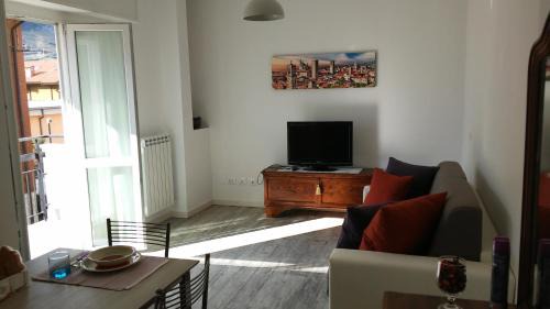 San Pellegrino Terme Apartamento | Appartamento Miro