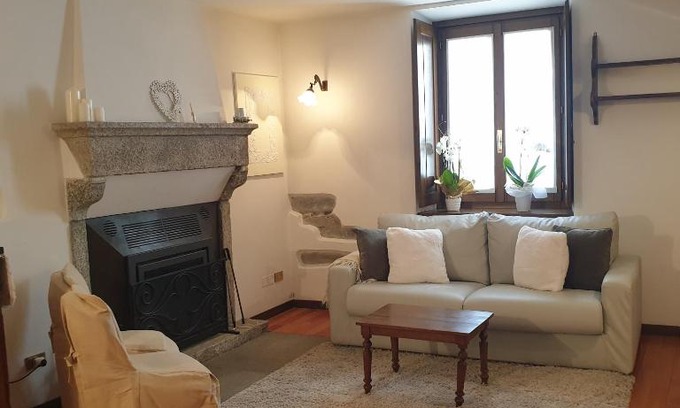 Santa Maria Maggiore Apartamento | Appartamento Dimora in Piazza -Locazione Turistica Santa Maria Maggiore