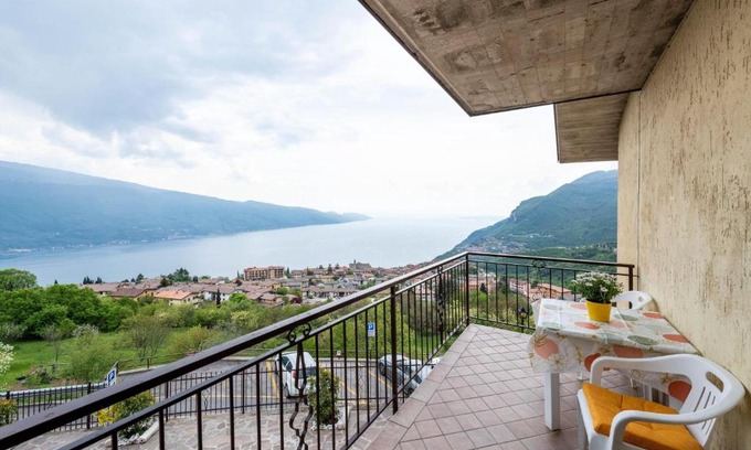Gardola Apartamento | Appartamento le Coste Lake View