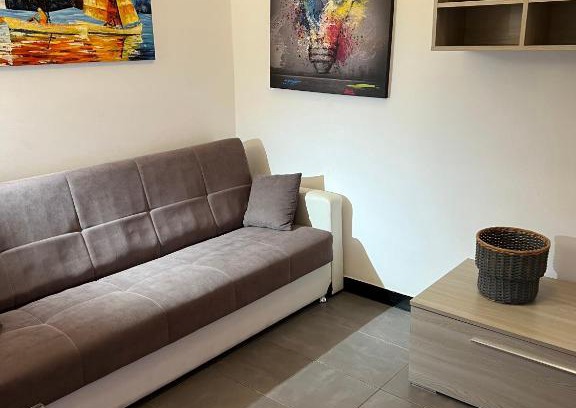 Genoa Apartamento | Appartamento Low-cost Fillak