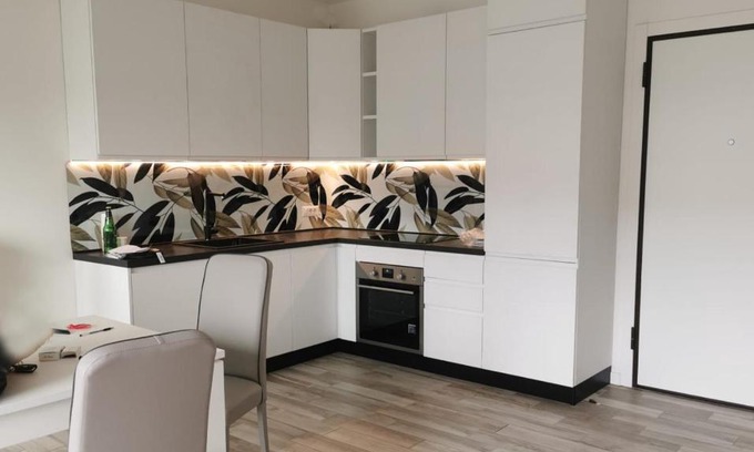 Marebello Apartamento | Appartamento Valeria 2 camere, 2 bagni sul parco