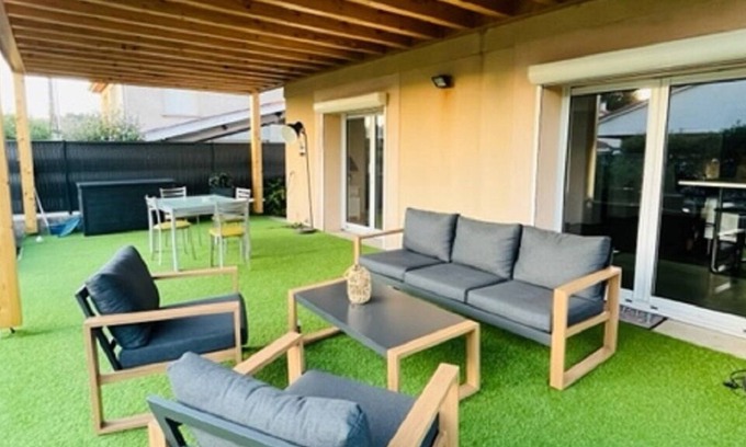 Saint-Symphorien-d'Ozon Apartamento | Appartement en Rez-de-jardin Entre Vienne et Lyon