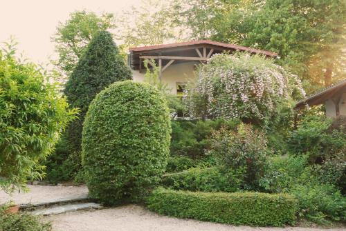 Krumpendorf am Woerther See Apartamento | Appartements im Park