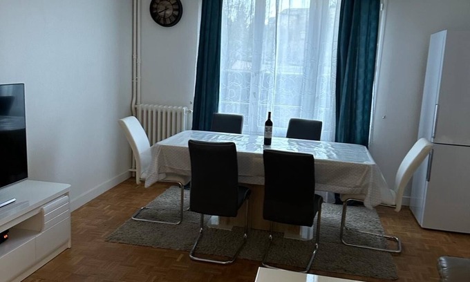Centre-Ville Apartamento | Appartement de 100 m2 à Saint-ouen-laumône sur le Chemin des Impressionnistes