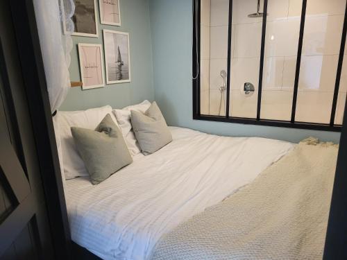 Baflo Apartamento | Appartement 1 met uitzicht op de waterkant van Op de Roemte