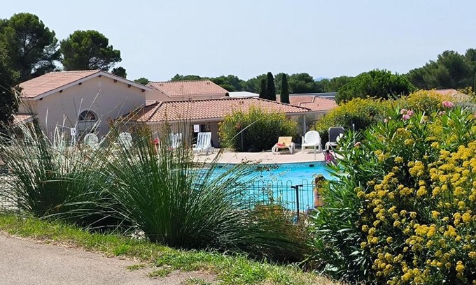 Signes Apartamento | Appartement 2 Pièces Le Domaine de Manon