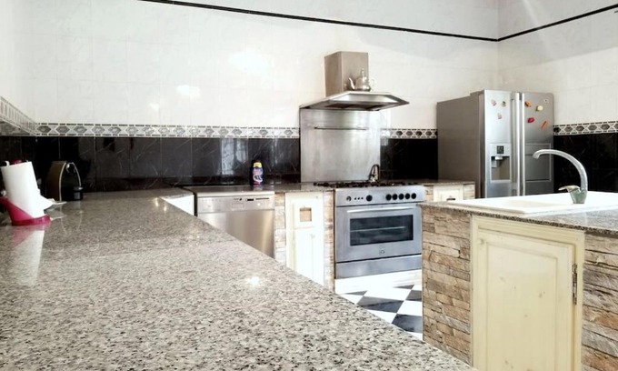 Bir El Djir Apartamento | Appartement 200 m 2 + 5 min du c.c.o