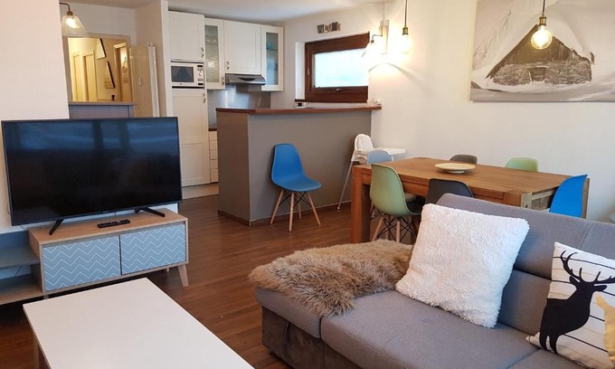 Arc-1600 Apartamento | Appartement 3 pièces cabine 8 pers à Arc 1600, proche pistes et commerces - FR-1-411-588
