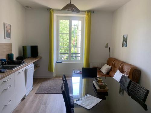 Loures-Barousse Apartamento | Appartement 3chambres avec jardin partagé