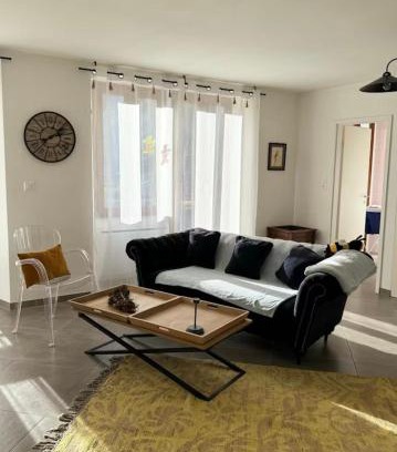Sion Apartamento | Appartement 70m2, entrée autonome, lit 180x200, terrasse privée, parking gratuit