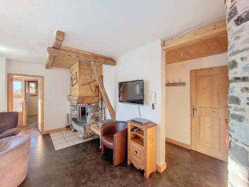 La Rosiere Apartamento | Appartement 8 pers, 4 ch, cheminée, parking, Montvalezan - FR-1-275-223