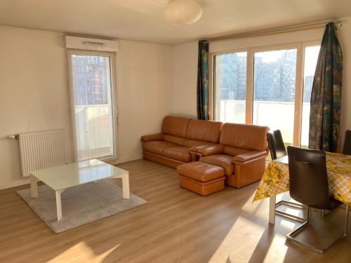 Asnieres-sur-Seine Apartamento | Appartement 87 m2 - 3 chambres - 6 personnes - Proche Paris - Parking gratuit