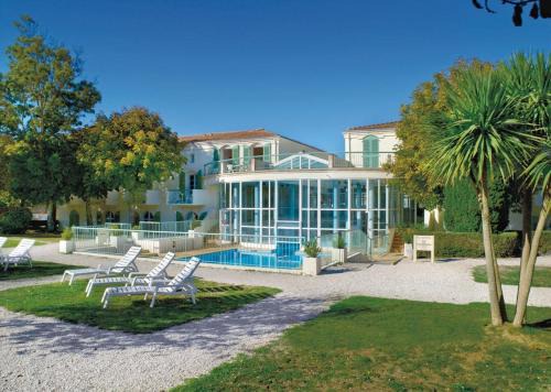 Saint-Martin-de-Re Apartamento | Appartement 91 Palais des Gouverneurs Jardin Piscine Sauna Hammam Sport