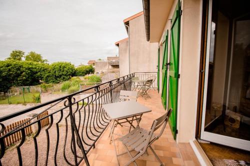 Cherisey Apartamento | Appartement, Au Chant Des Oiseaux