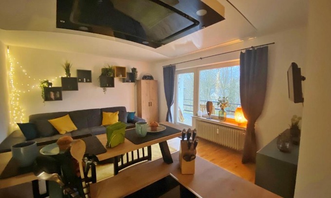 Schwalefeld Apartamento | Appartement Aussen PFUI - Innen HUI