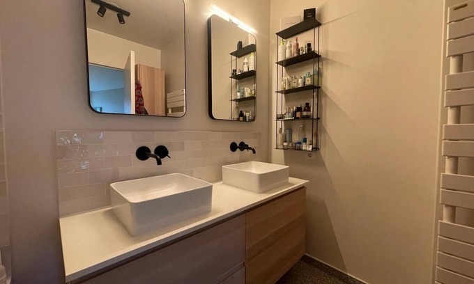 Cœur de Ville Casa | Appartement Avec Jardin, Exposé Plein Sud, Proche des Commerces et Transports