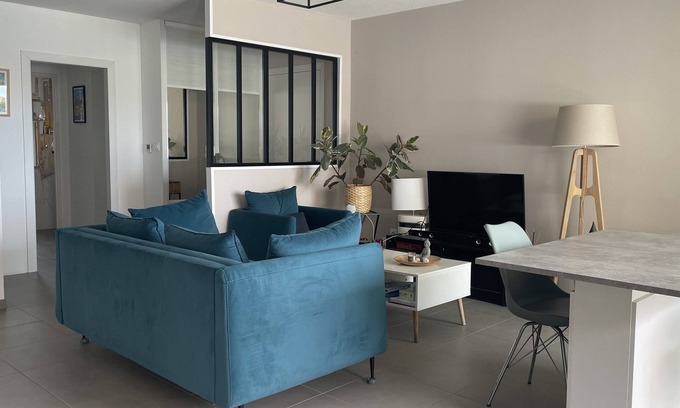 Gambetta Apartamento | Appartement Avec Terrasse Cosy et Calme en Coeur de Ville