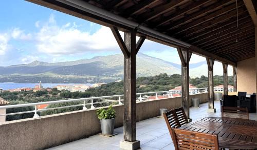 Propriano Apartamento | Appartement avec vue imprenable sur la mer, terrasse et piscine