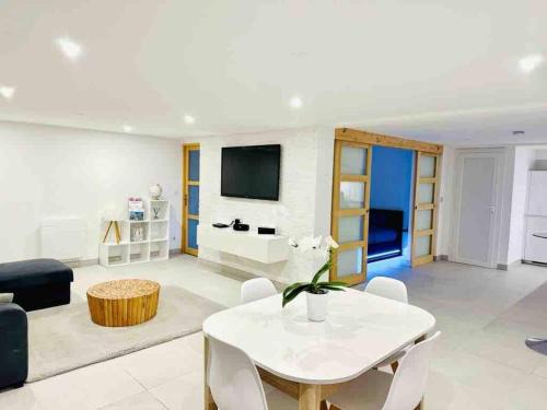 Excenevex Apartamento | Appartement charmant avec vue sur le lac à Excenevex - 70 m²