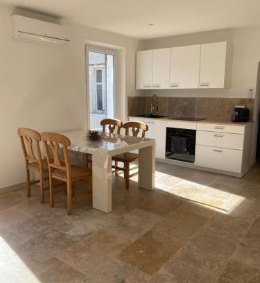 La Destrousse Apartamento | Appartement climatisé proche Marseille,Aix
