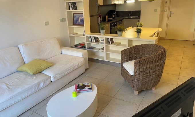 Porquerolles Apartamento | Appartement Climatisé 50m2 au Centre du Village de Porquerolles