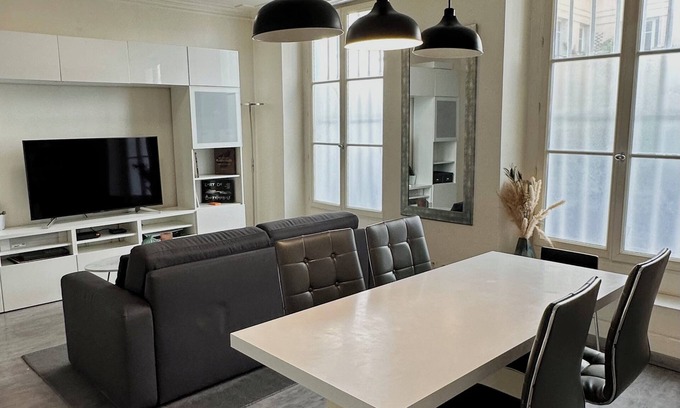 Quartier de l'Ecole-Militaire Apartamento | Appartement Confort au Coeur du Quartier Sèvres-babylone