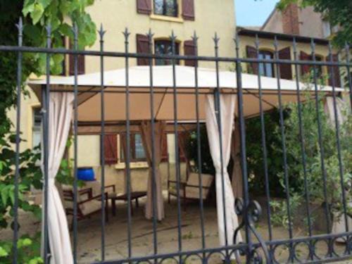Roanne Apartamento | Appartement confortable à Roanne avec jardin et parking
