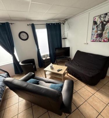 Forbach Apartamento | Appartement dans maison au calme