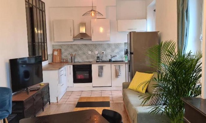 Voltaire - Saint Amour Apartamento | Appartement deux chambres - Garibaldi