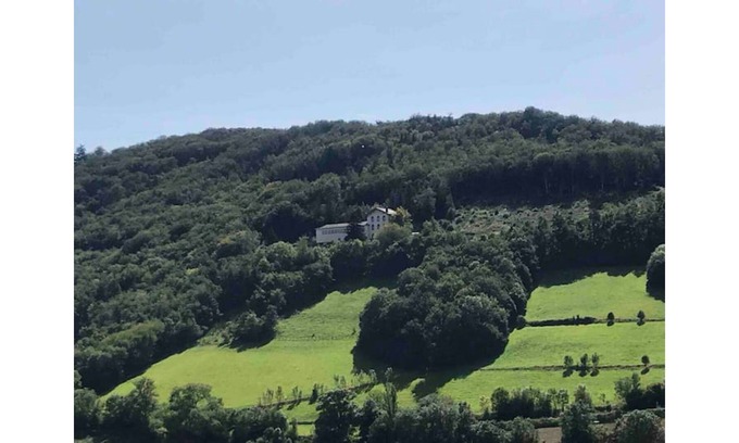 Yzeron Apartamento | Appartement en Duplex de Caractère au Calme